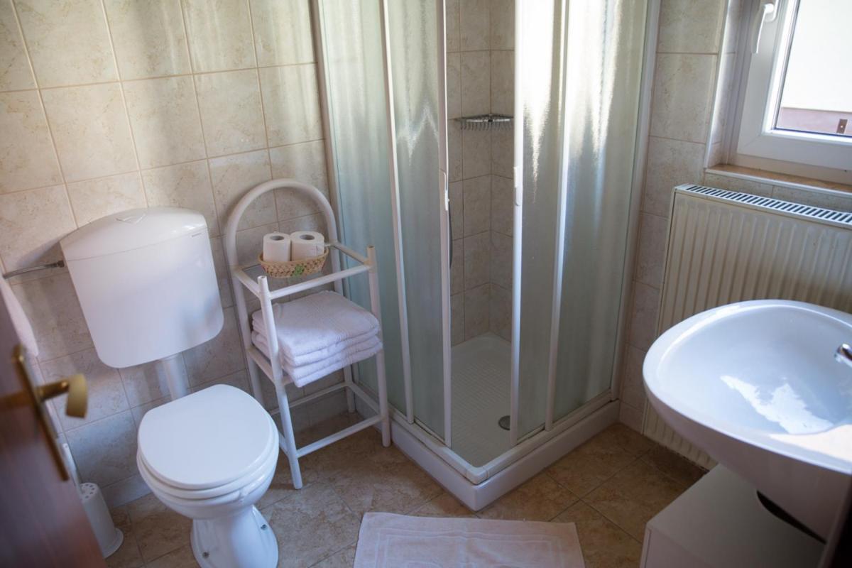 Apartmaji Luka Apartment Ratece Ngoại thất bức ảnh